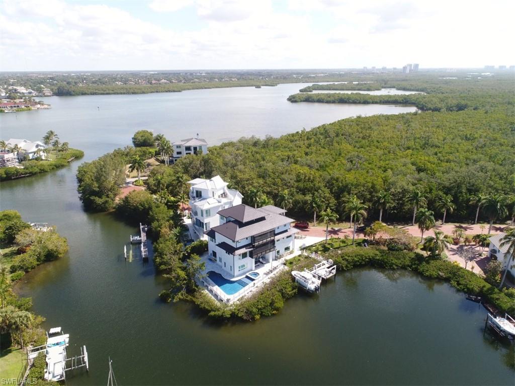 BAYFRONT GARDENS - Residential