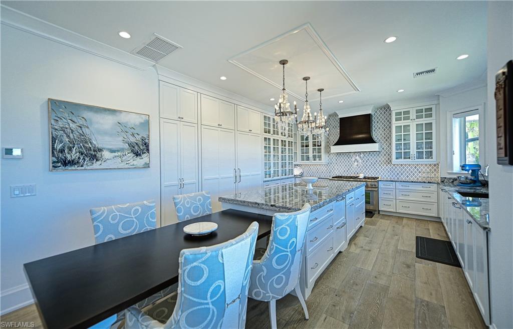 BAYFRONT GARDENS - Residential