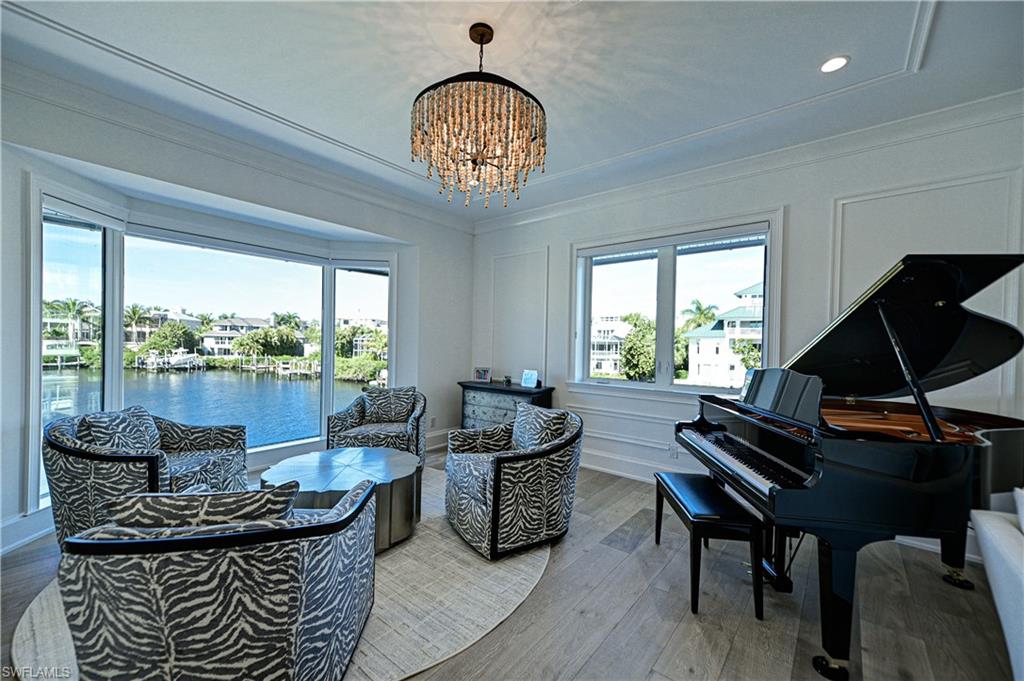 BAYFRONT GARDENS - Residential