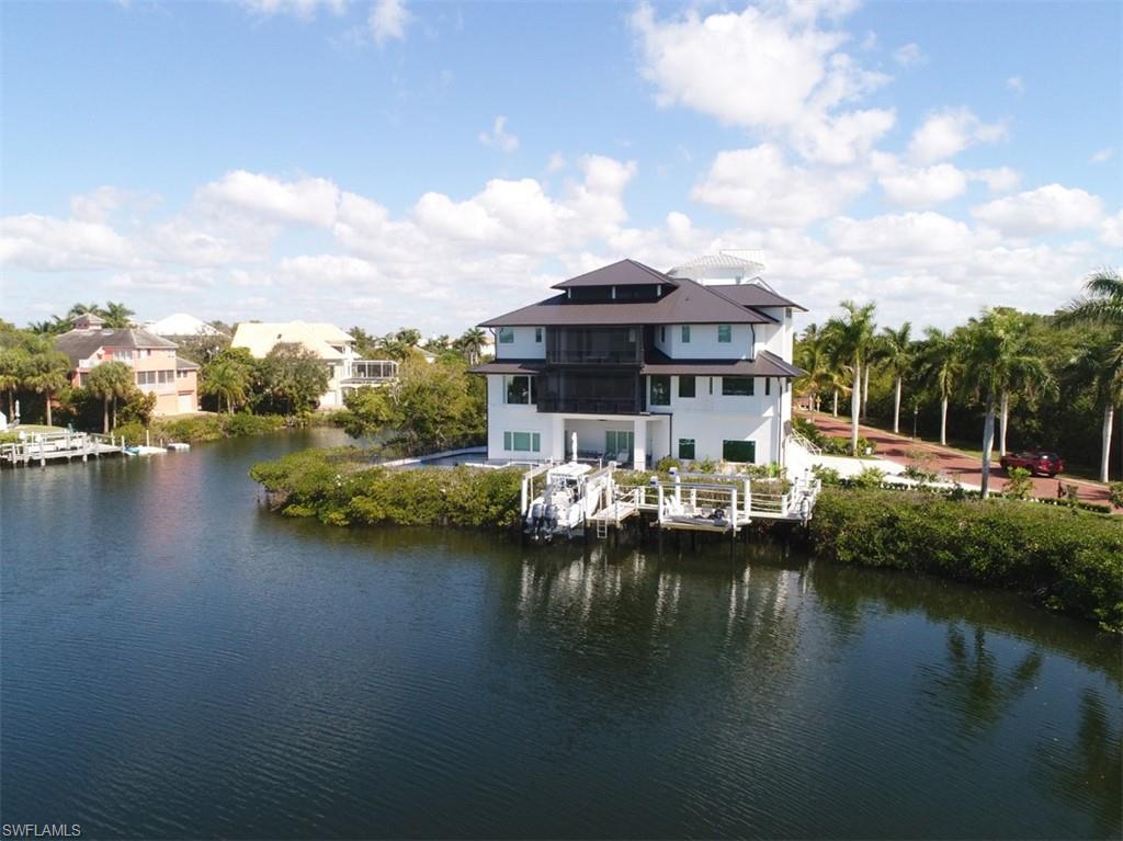 BAYFRONT GARDENS - Residential