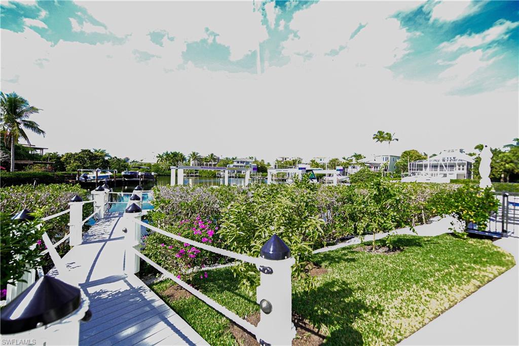 BAYFRONT GARDENS - Residential