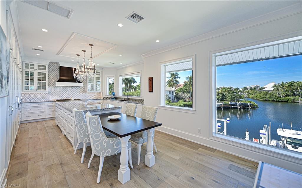 BAYFRONT GARDENS - Residential