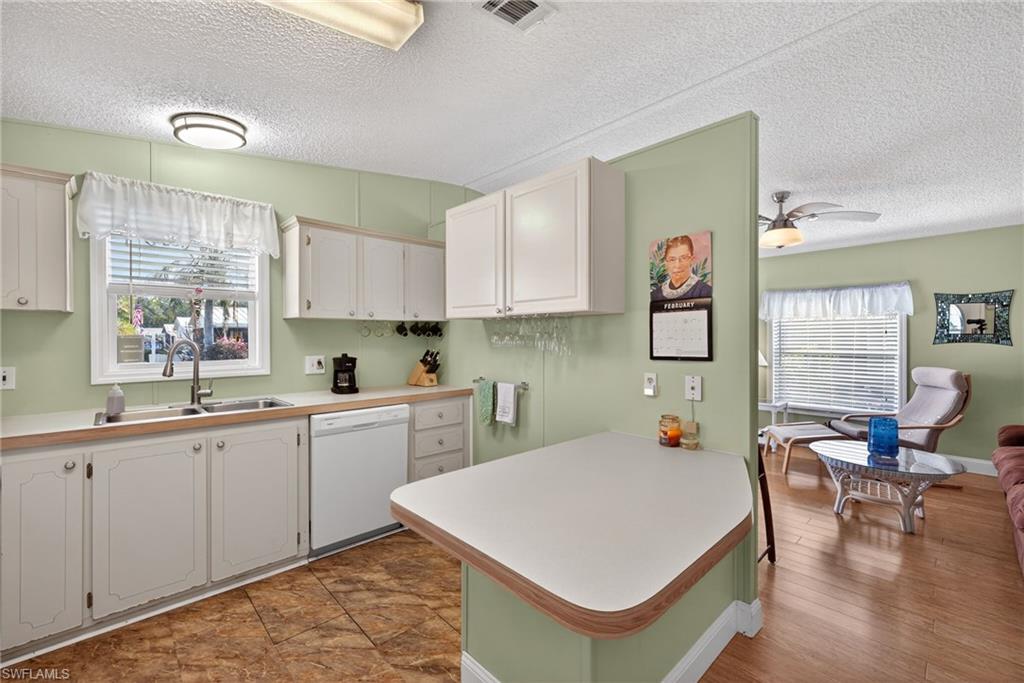 WINDJAMMER VILLAGE OF NAPLES - Residential