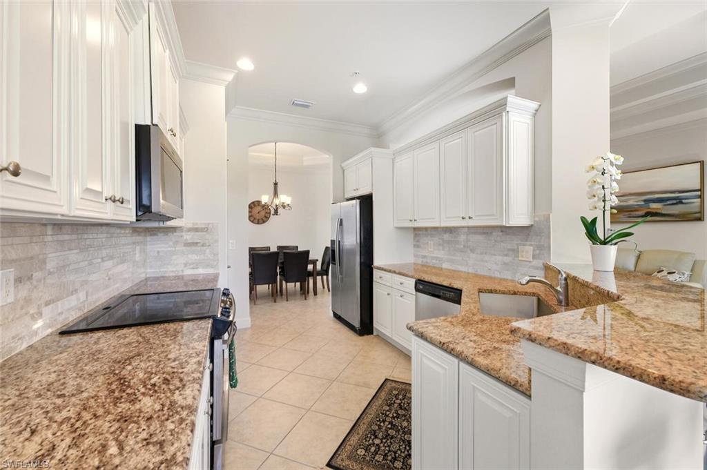 10351 Glastonbury CIR 202