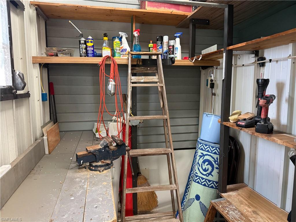 IMPERIAL WILDERNESS - Residential