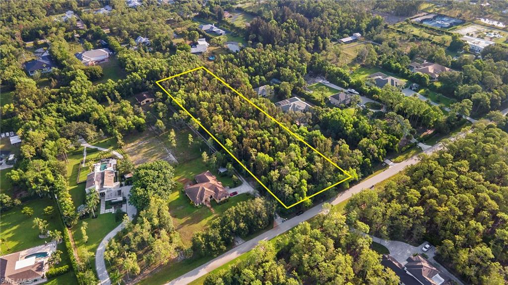 LIVINGSTON WOODS - Residential