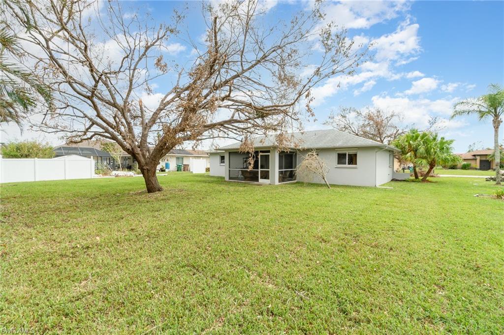 CAPE CORAL - Residential