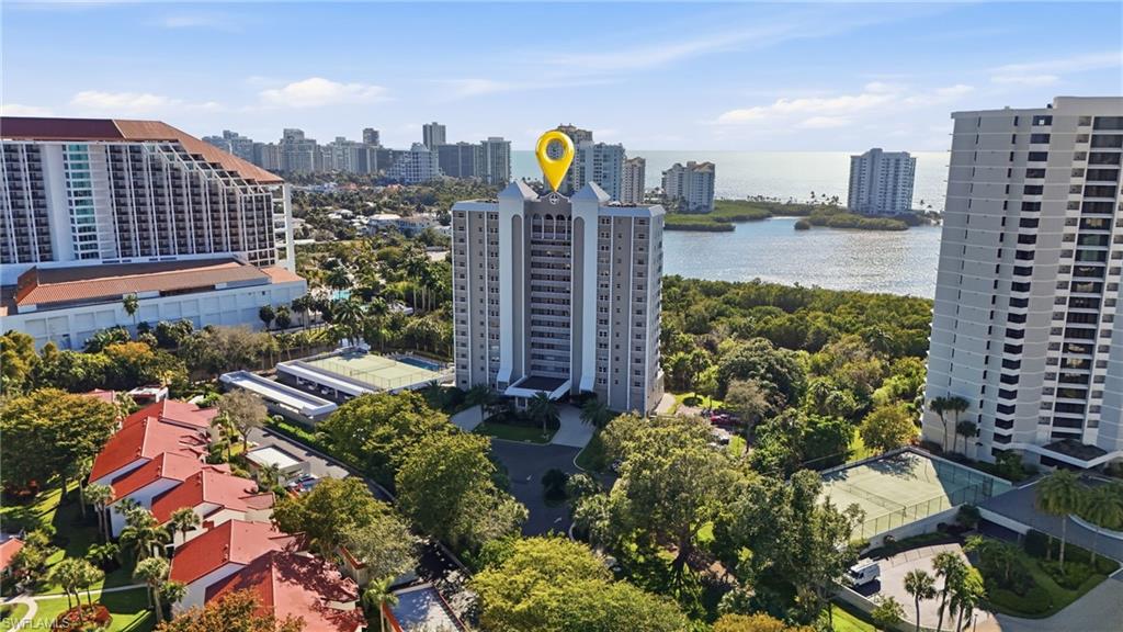 ST TROPEZ - Residential