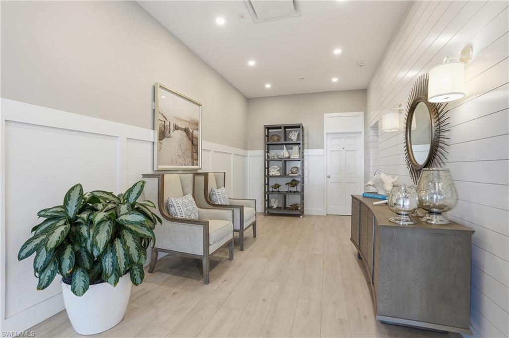 ST TROPEZ - Residential