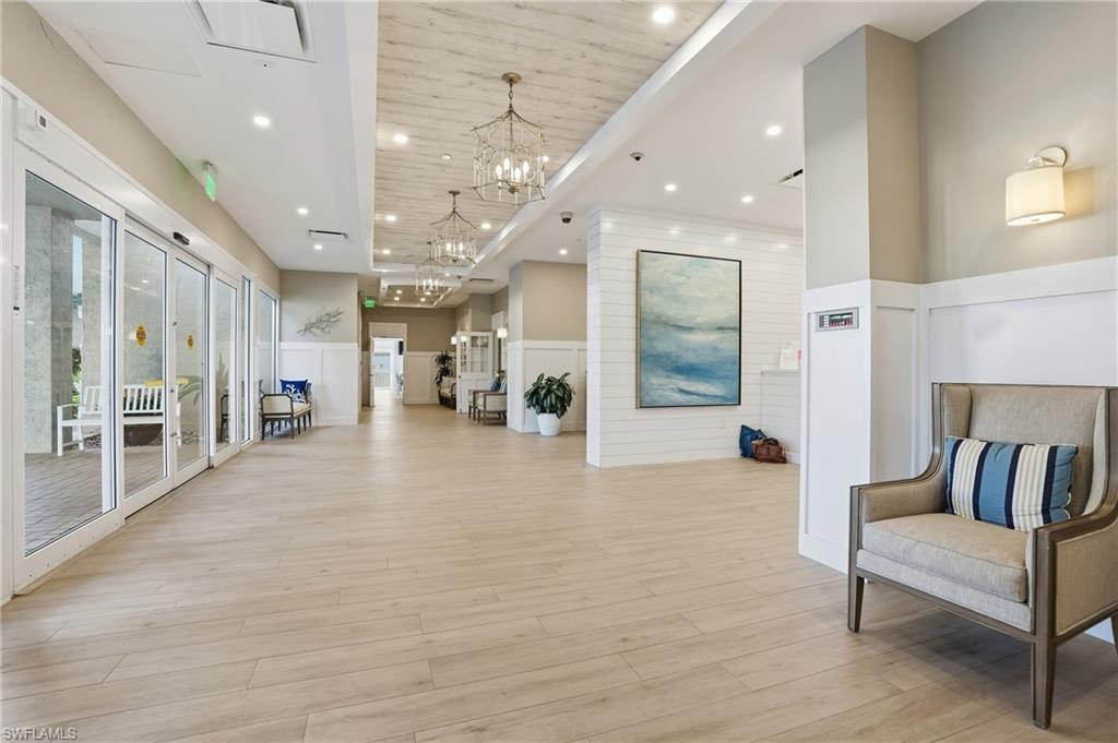 ST TROPEZ - Residential