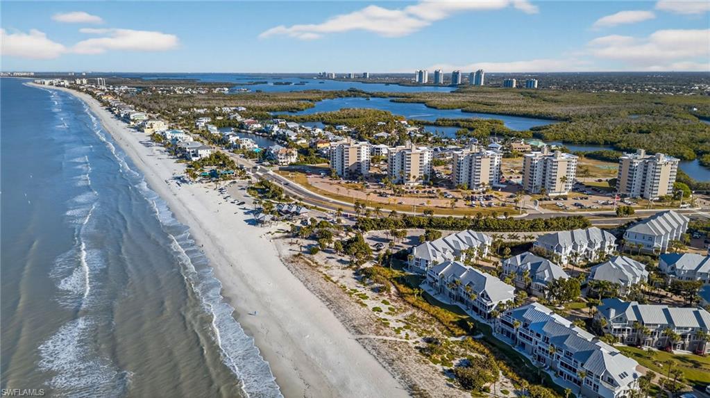 BEACH AND TENNIS CLUB - Residential