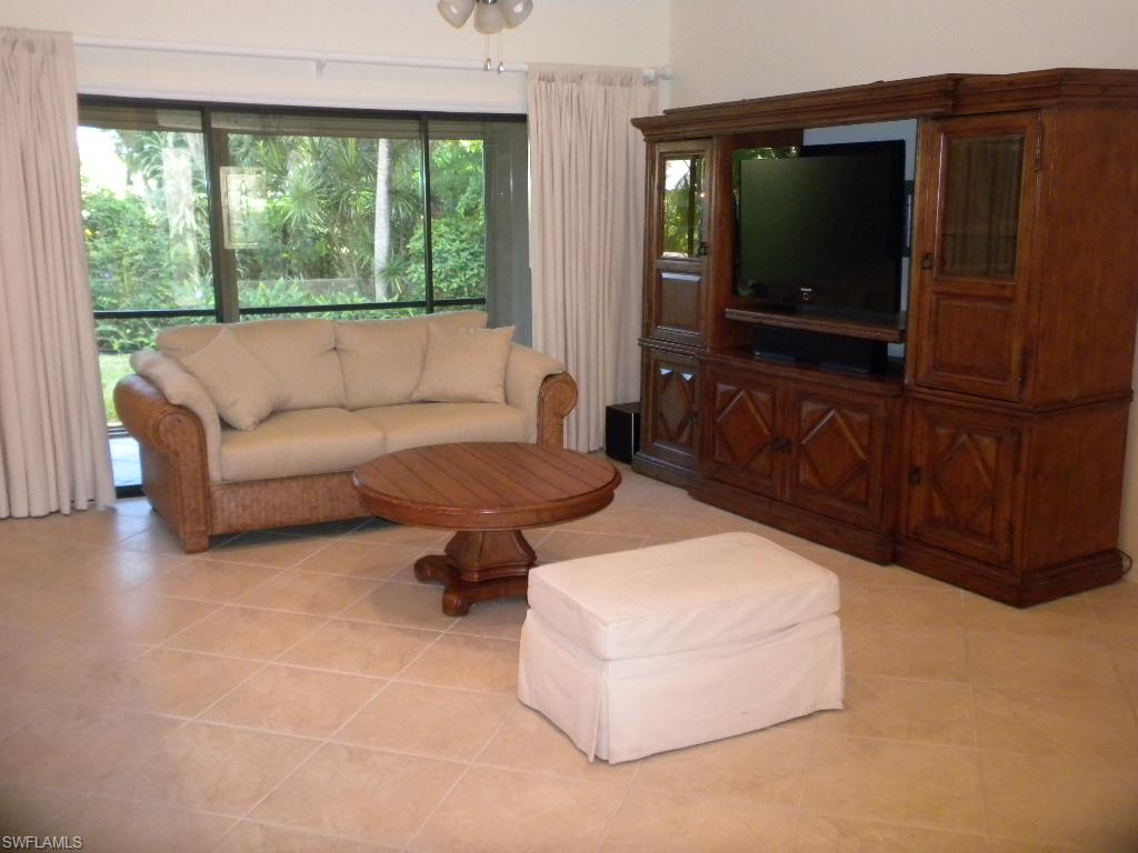 RIVERSIDE YACHT CLUB - Residential