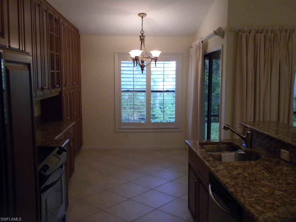 RIVERSIDE YACHT CLUB - Residential