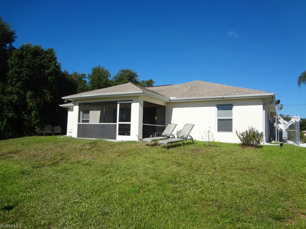 MIRROR LAKES - Residential