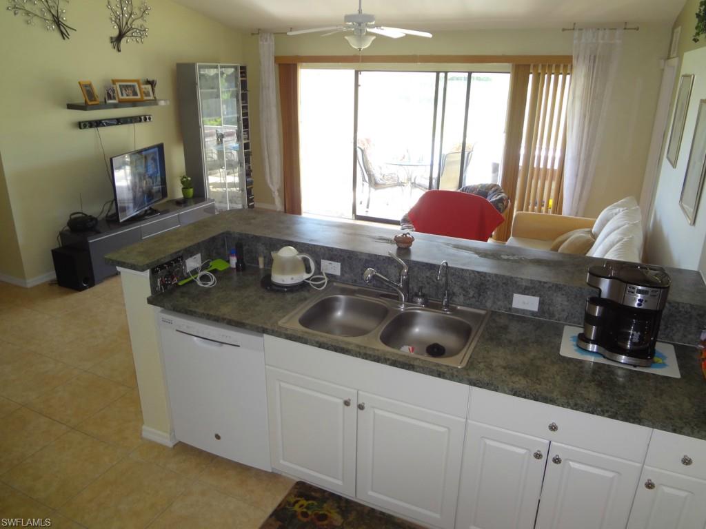 MIRROR LAKES - Residential