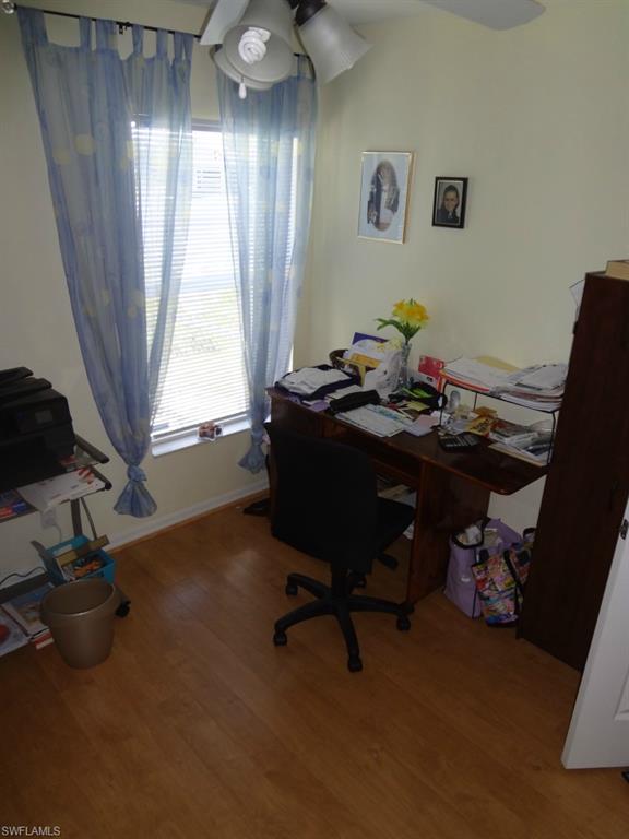 MIRROR LAKES - Residential