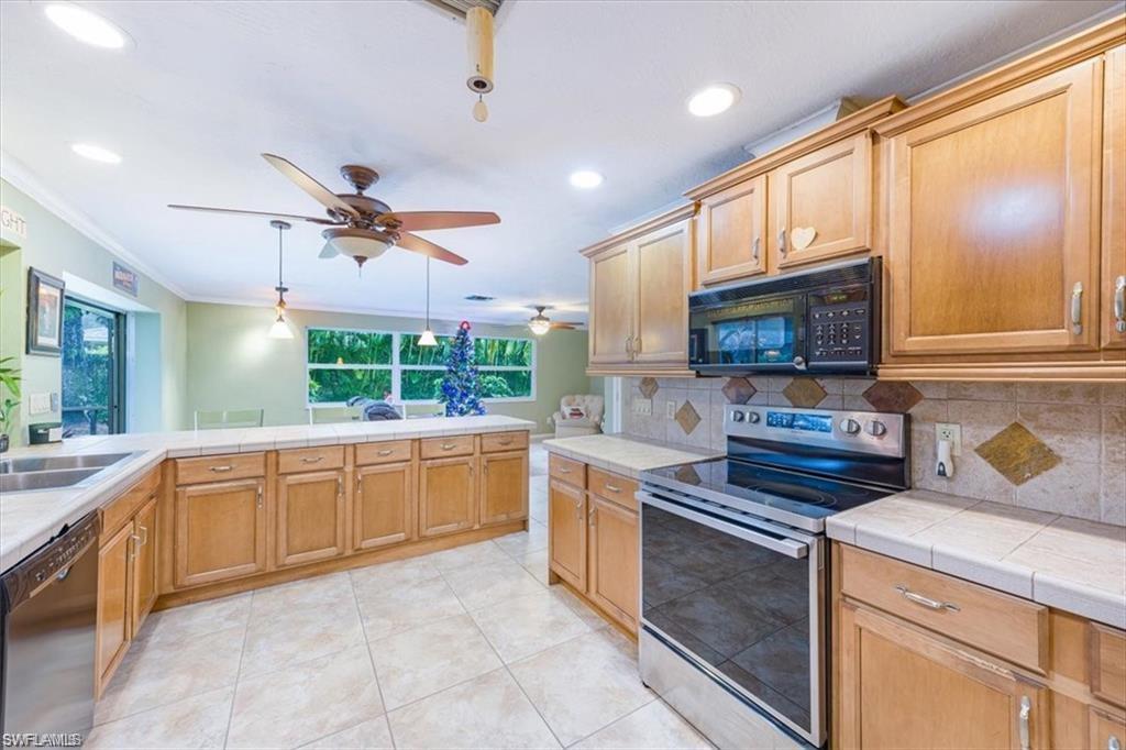 PINE HURST ESTATES - Residential