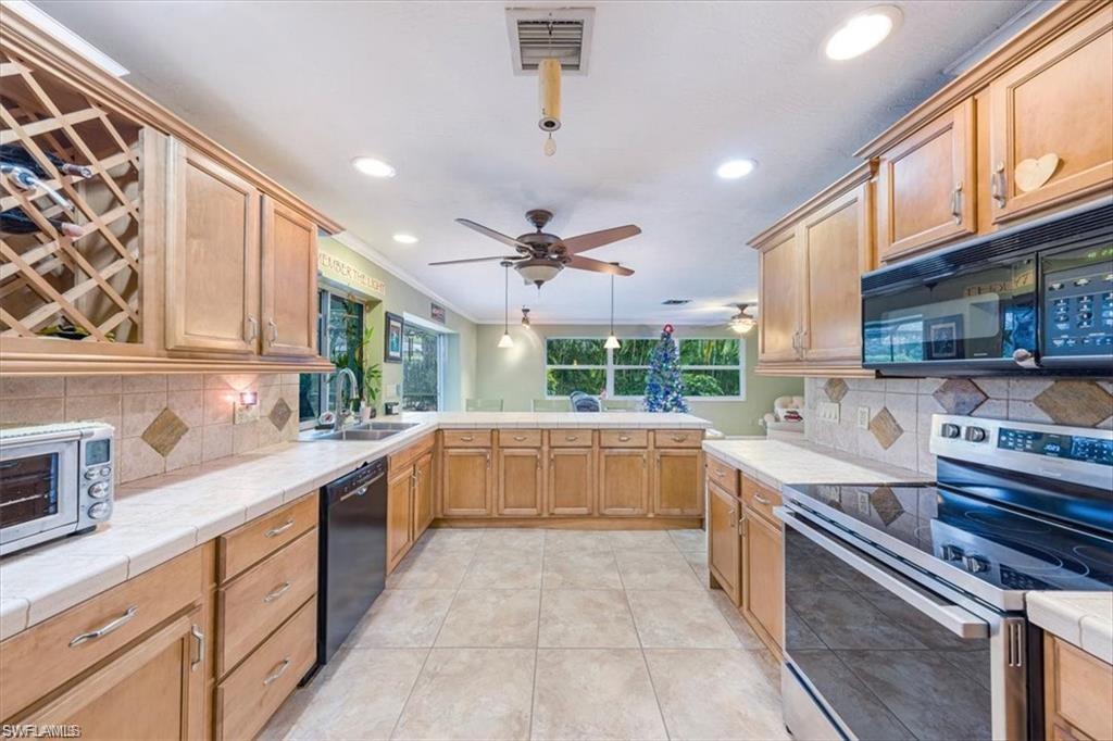 PINE HURST ESTATES - Residential