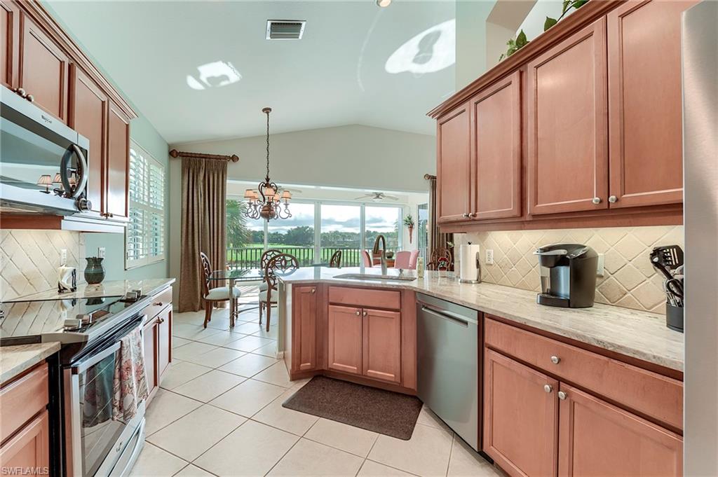 9111 Palmetto Ridge DR 201