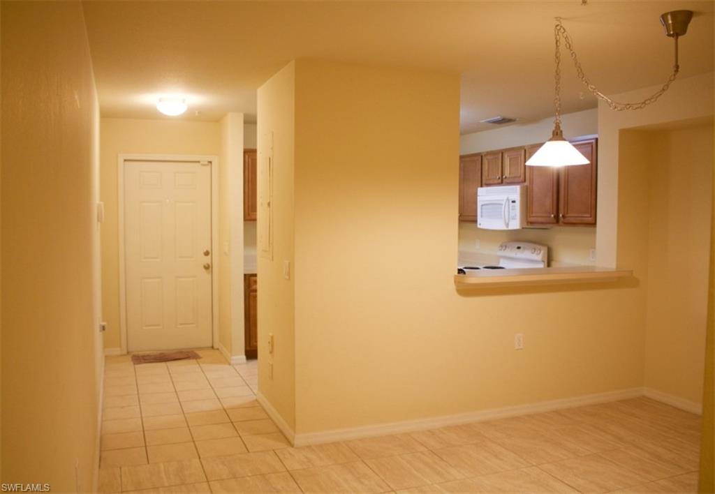 THE VISTAS - Residential Lease