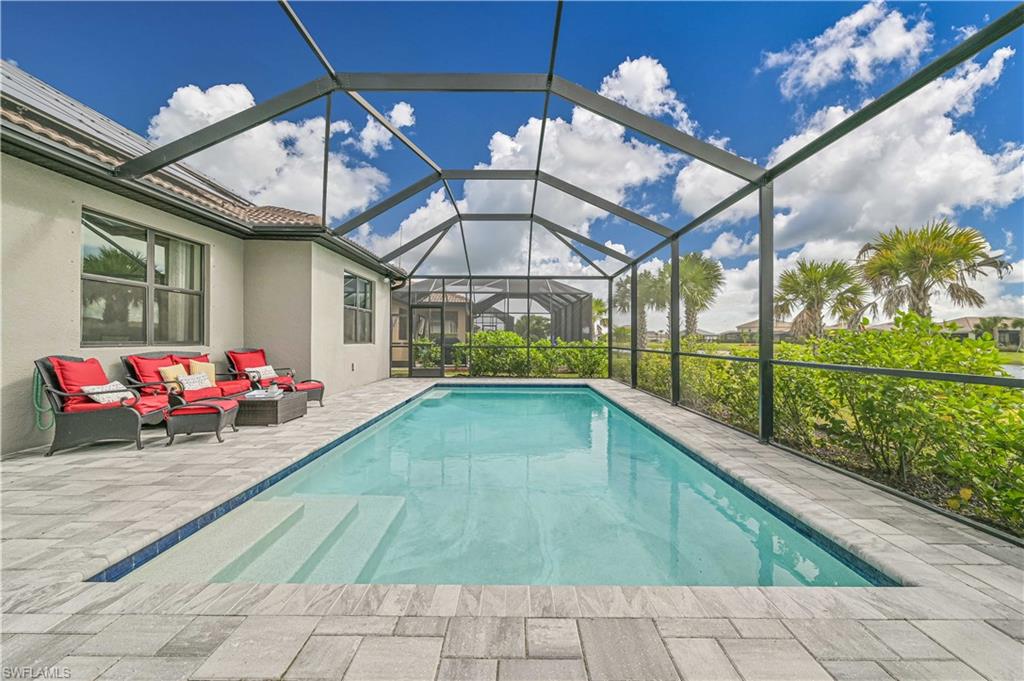 HAMPTON LAKES - Residential