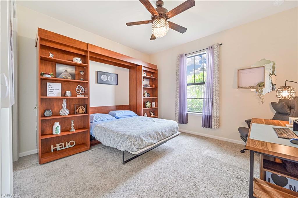 HAMPTON LAKES - Residential