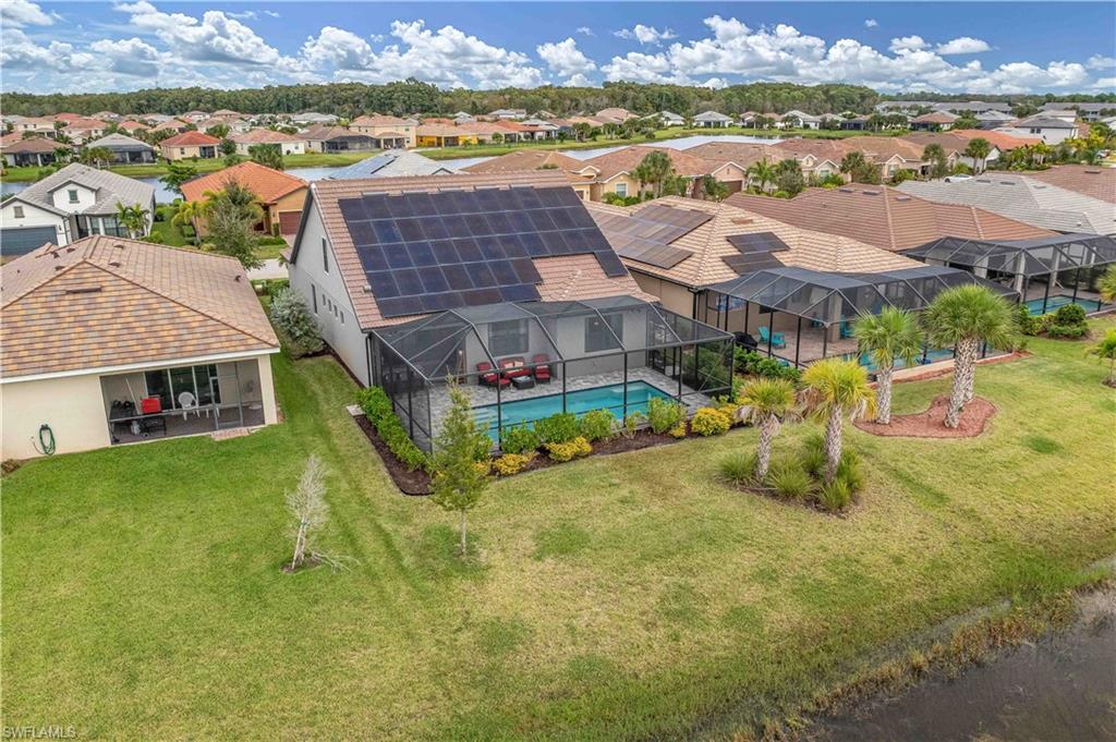 HAMPTON LAKES - Residential