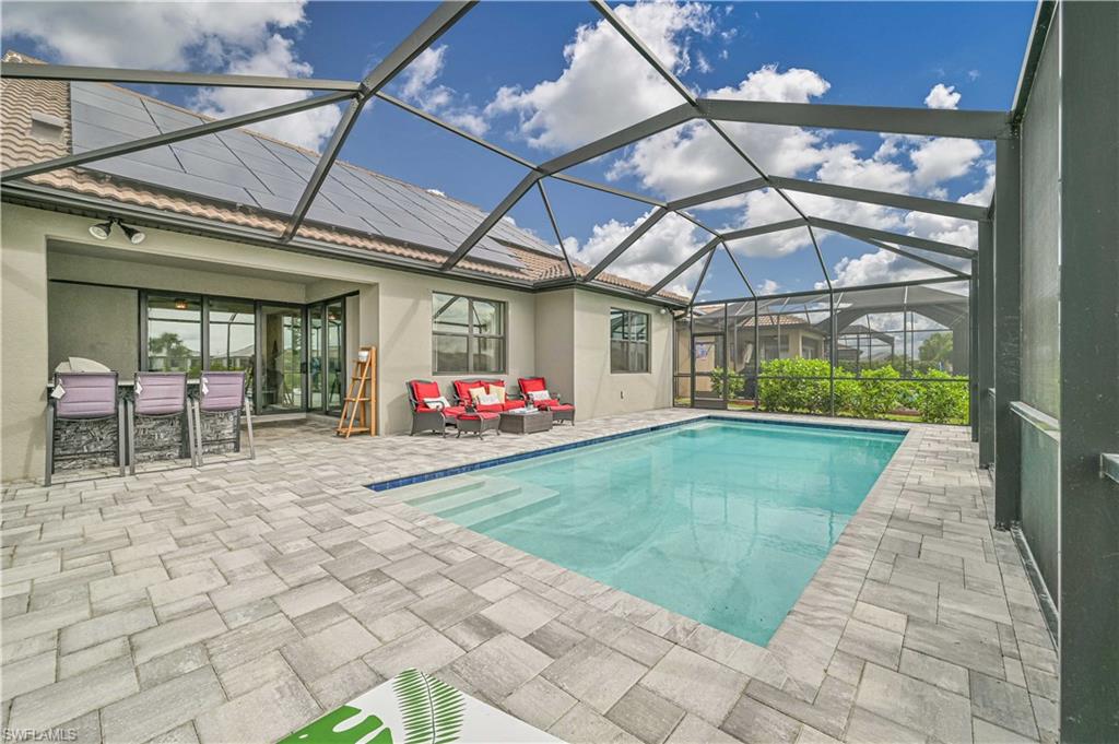 HAMPTON LAKES - Residential