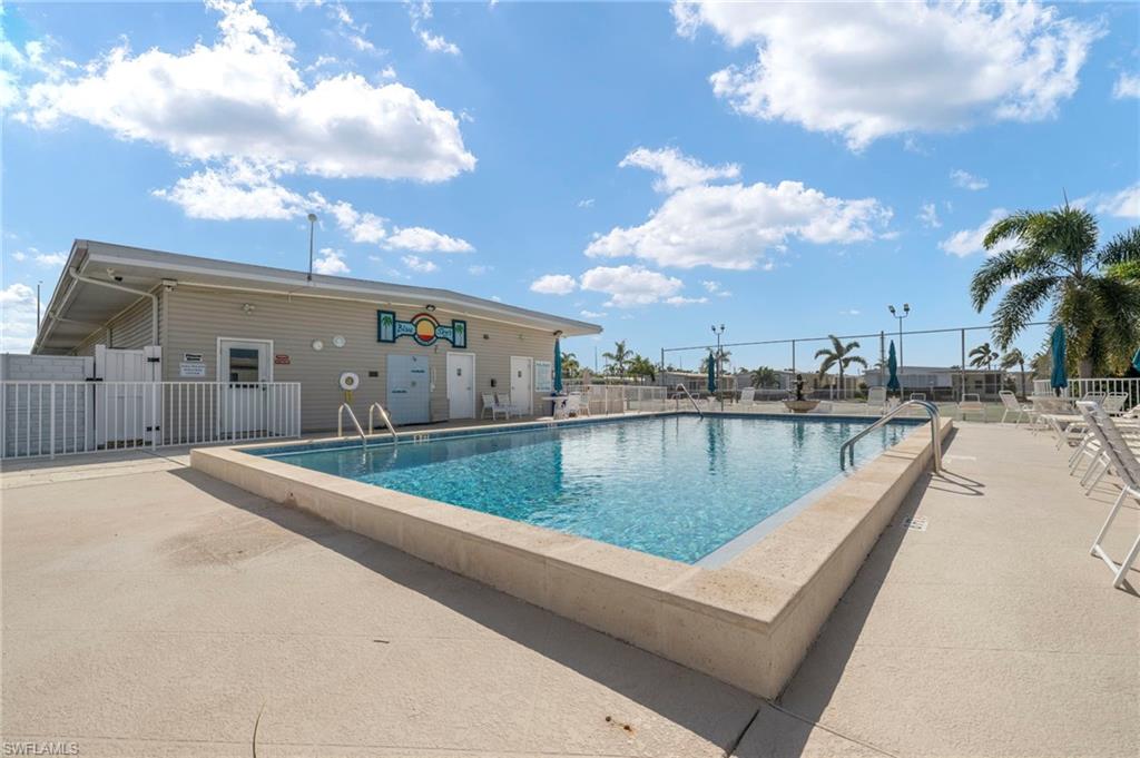 BLUE SKYS MOBILE HOME PARK - Residential