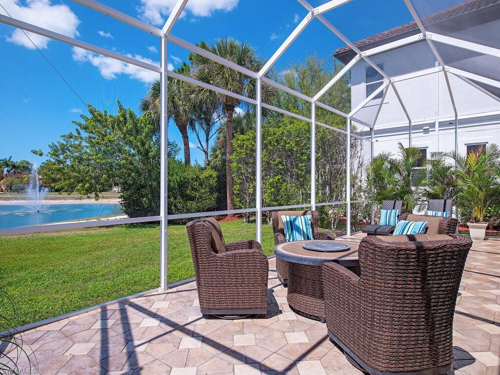 COCO LAKES - Residential