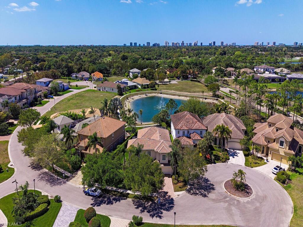 COCO LAKES - Residential