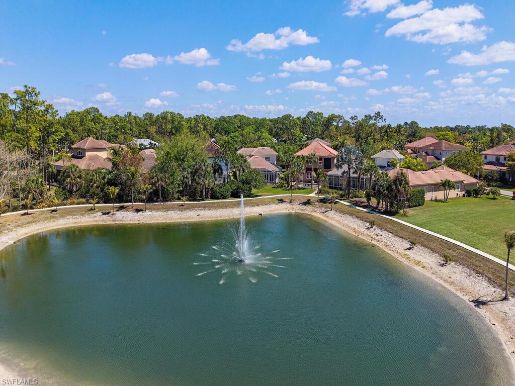 COCO LAKES - Residential