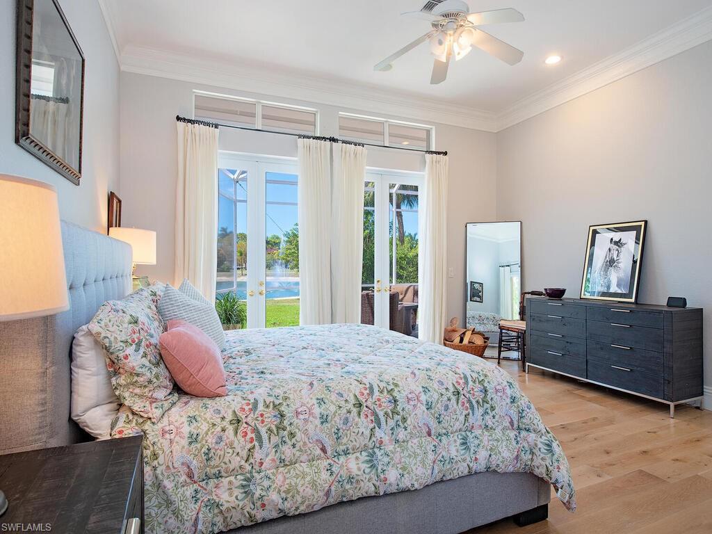 COCO LAKES - Residential