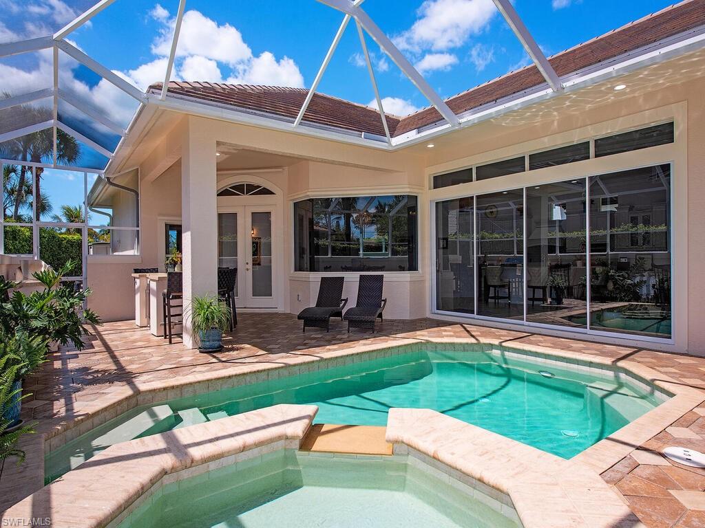 COCO LAKES - Residential