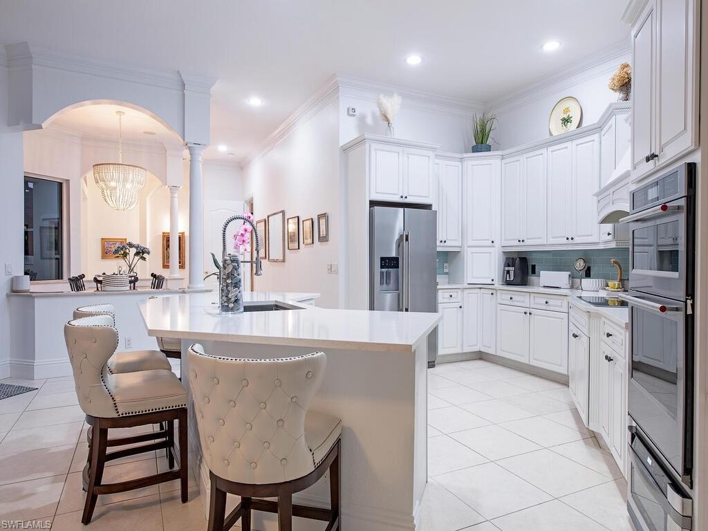 COCO LAKES - Residential