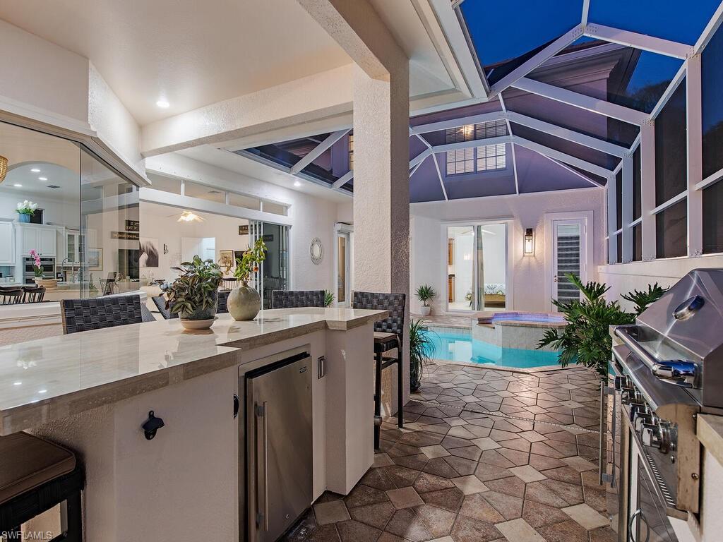 COCO LAKES - Residential