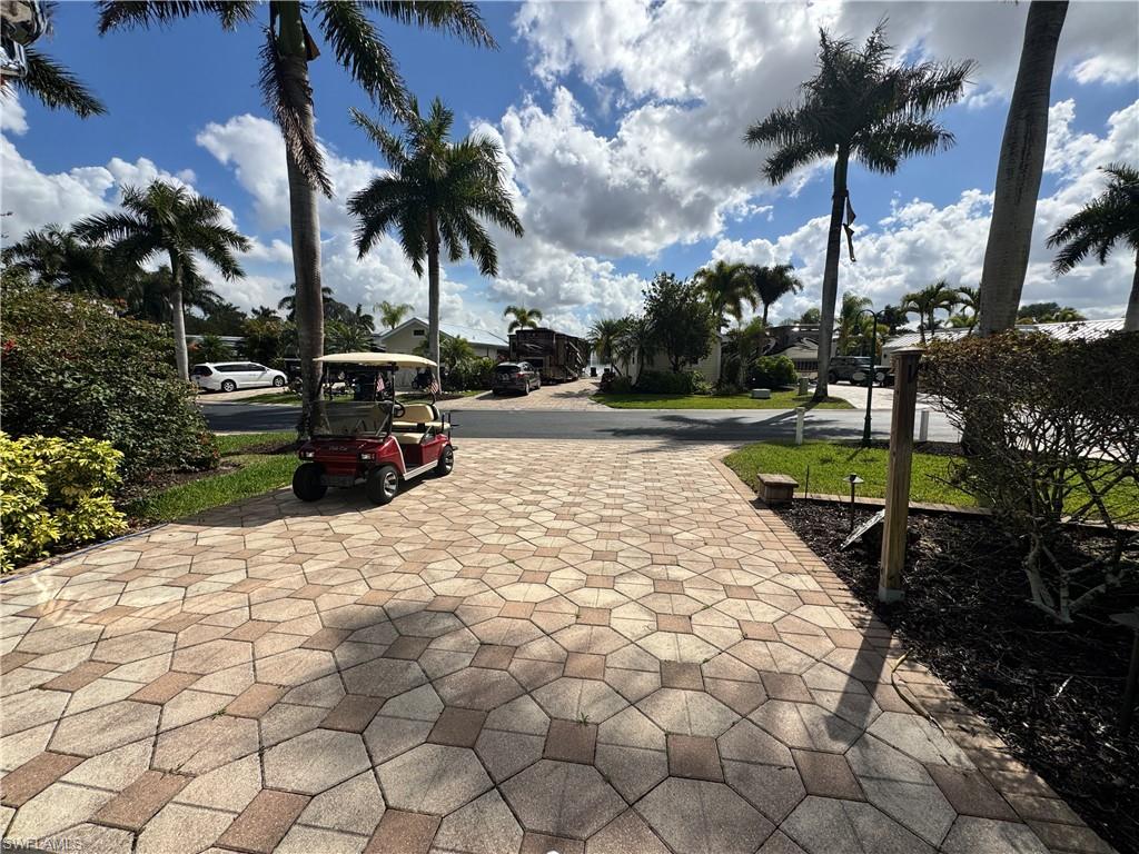 RIVERBEND MOTORCOACH RESORT - Land