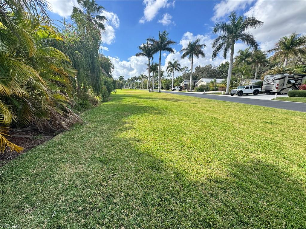 RIVERBEND MOTORCOACH RESORT - Land