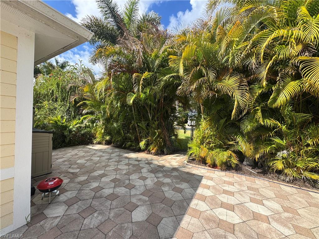 RIVERBEND MOTORCOACH RESORT - Land