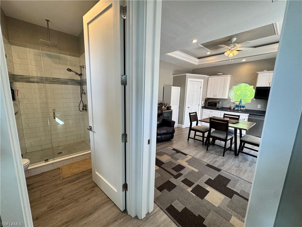 RIVERBEND MOTORCOACH RESORT - Land