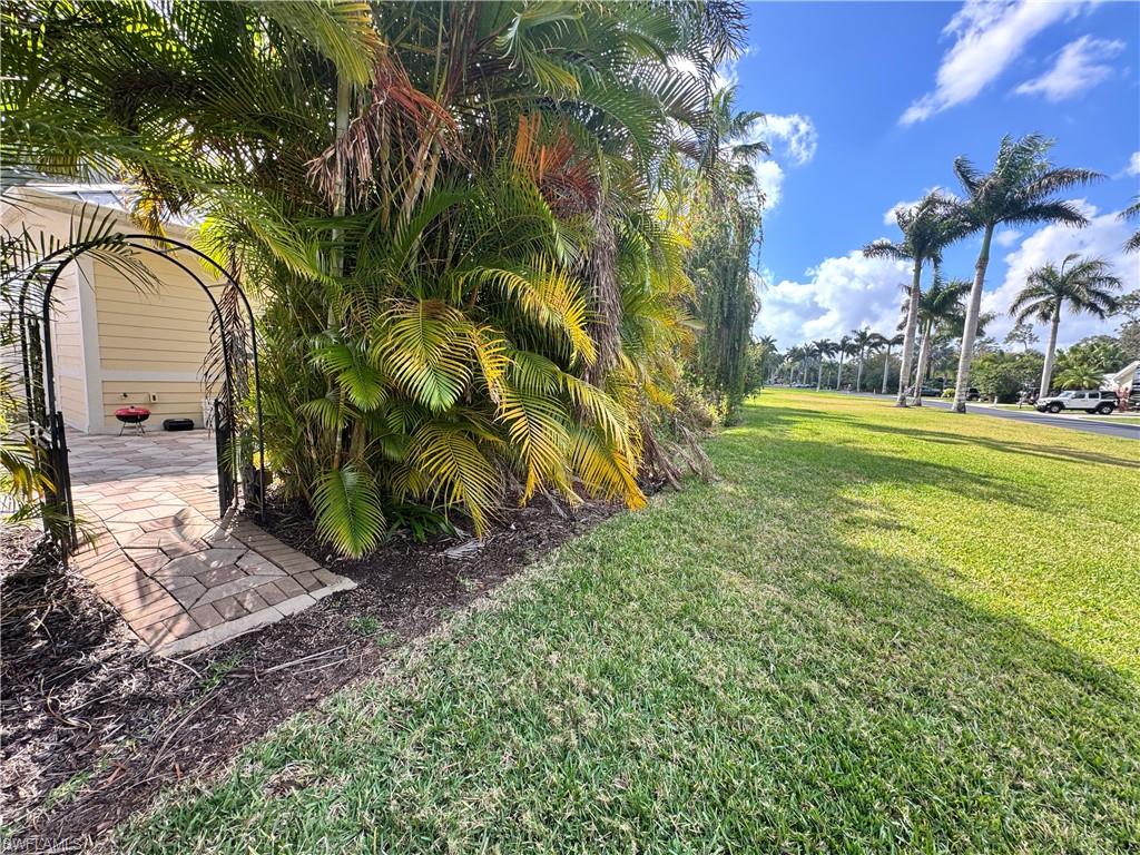 RIVERBEND MOTORCOACH RESORT - Land