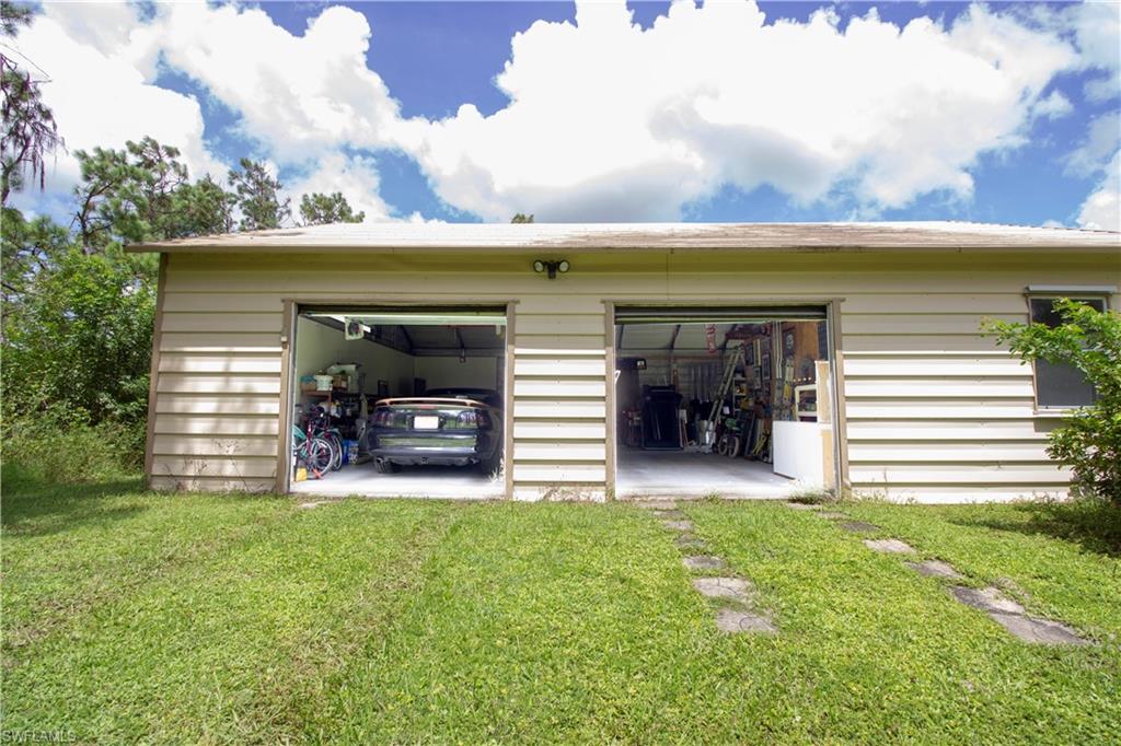 GOLDEN GATE ESTATES - Residential