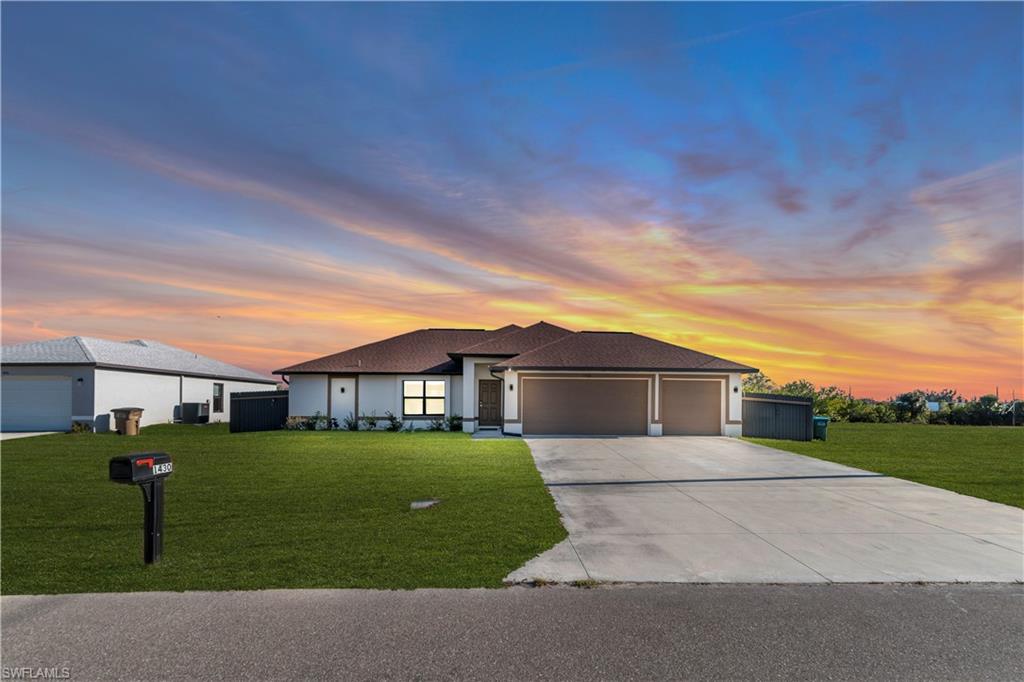 CAPE CORAL - Residential