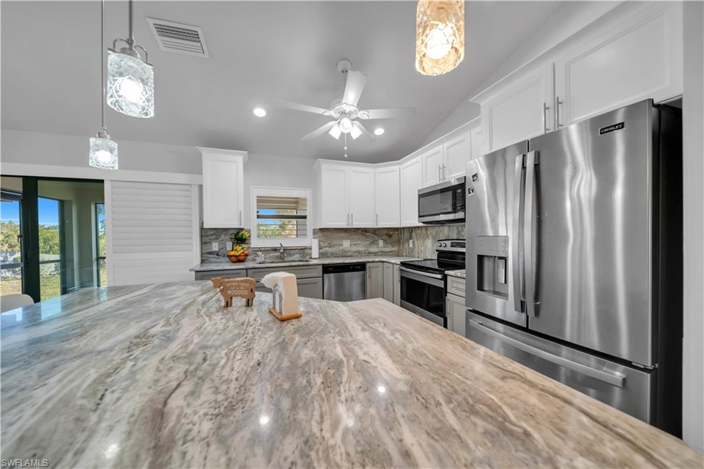 CAPE CORAL - Residential