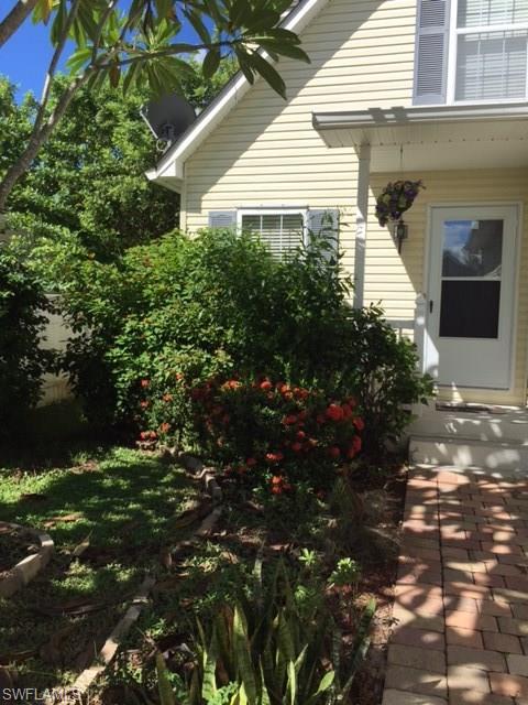 LEAWOOD LAKES - Residential