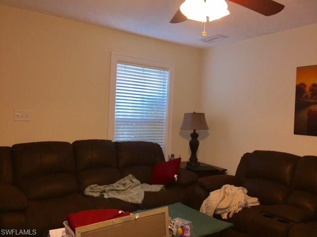 LEAWOOD LAKES - Residential