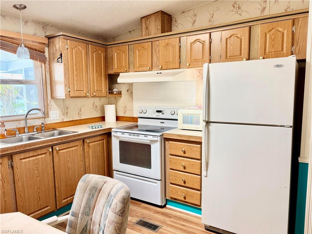 LAKE ARROWHEAD MOB VILLAGE - Residential