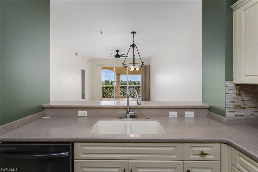 ROMAN PLAZA - Residential