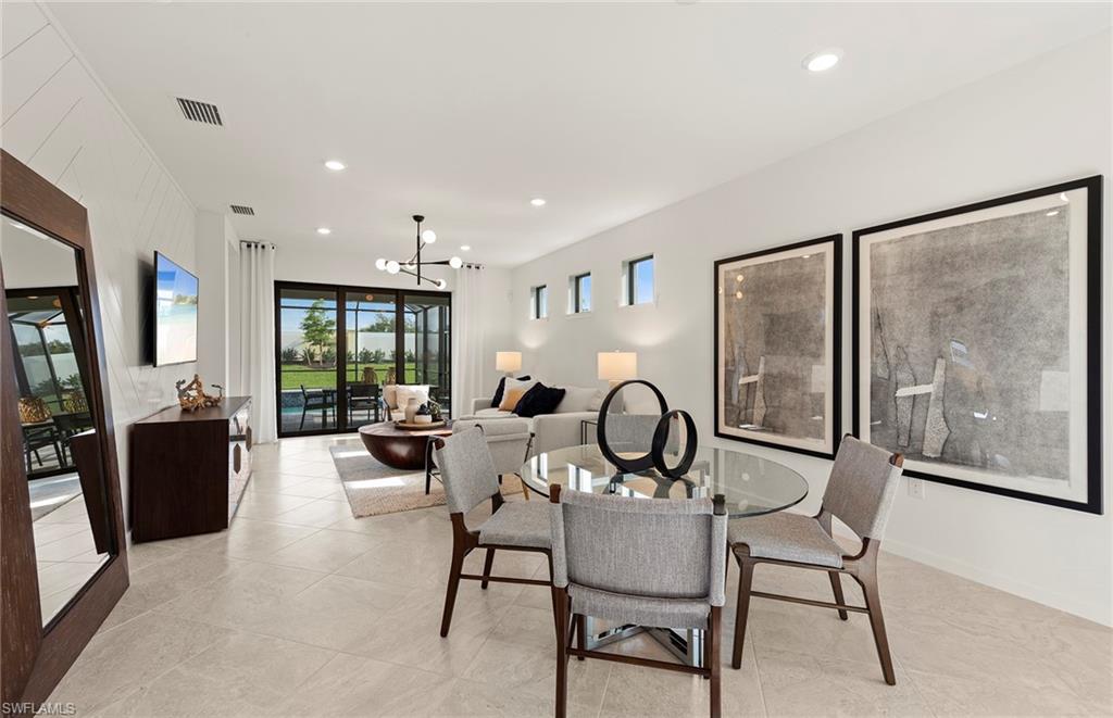 DEL WEBB OAK CREEK - Residential