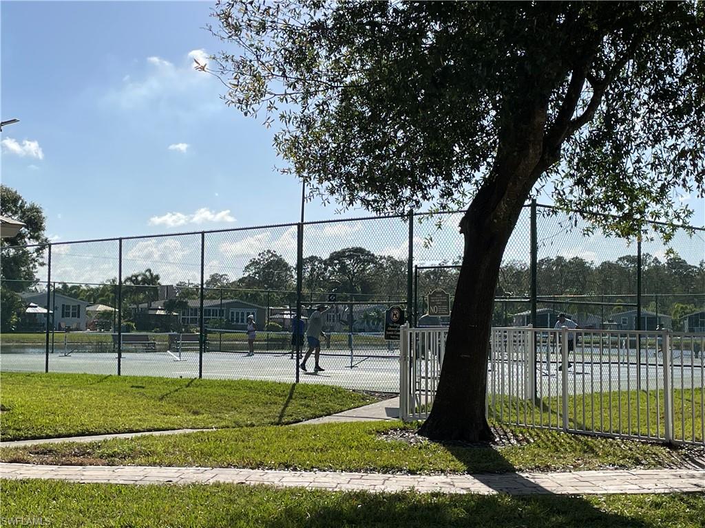 CYPRESS WOODS RV RESORT - Land